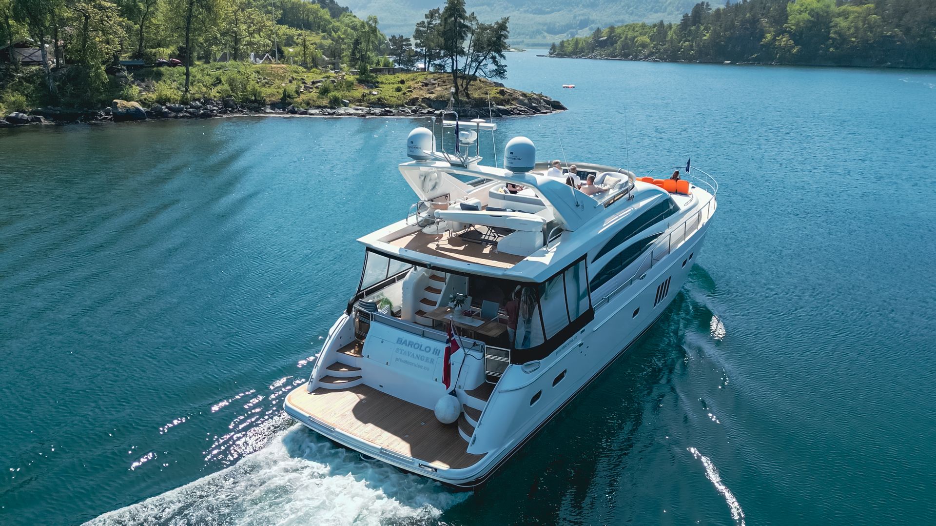 Superyacht detailing — teak deck restoration